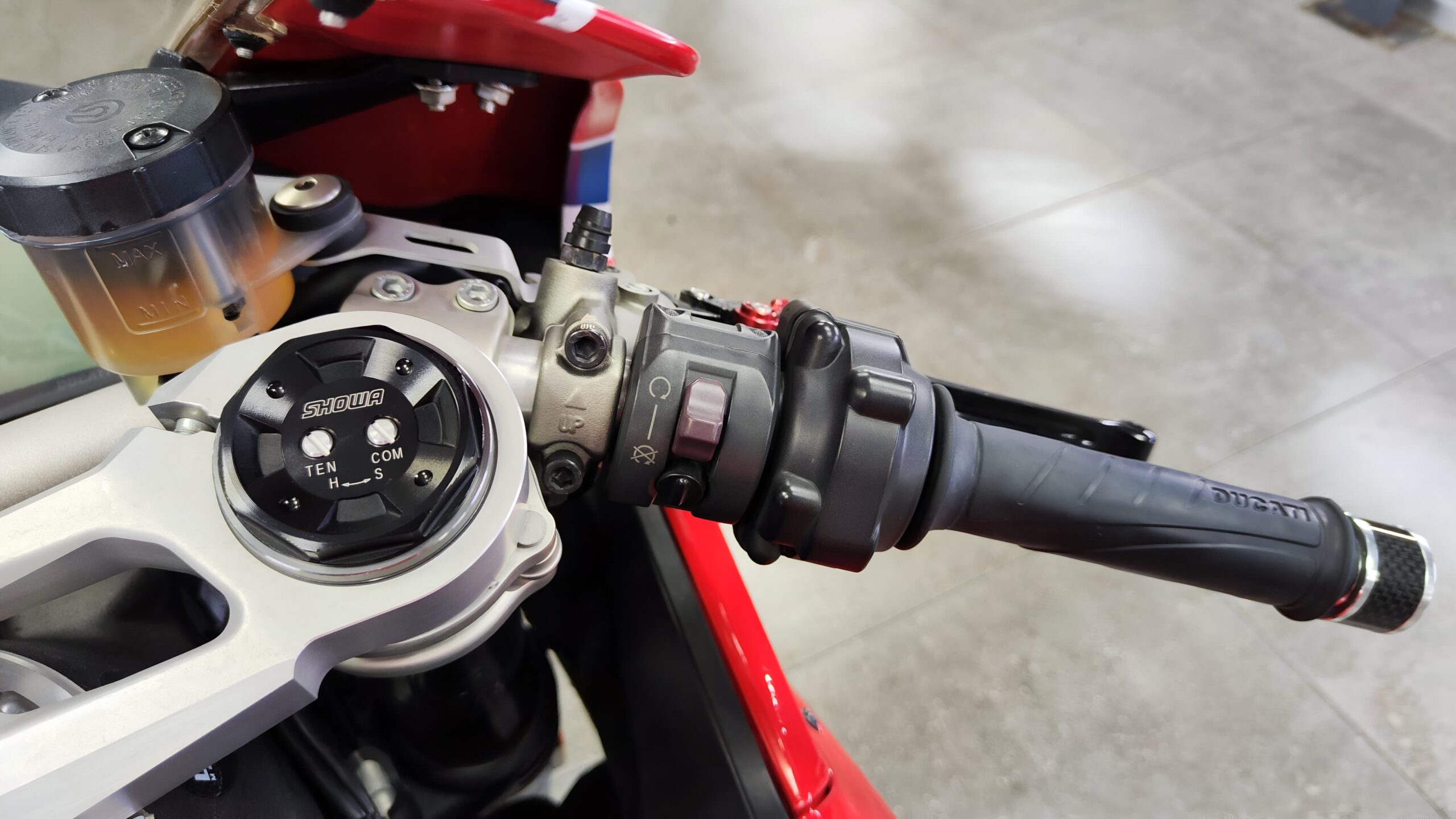 2017 Ducati 959 V2