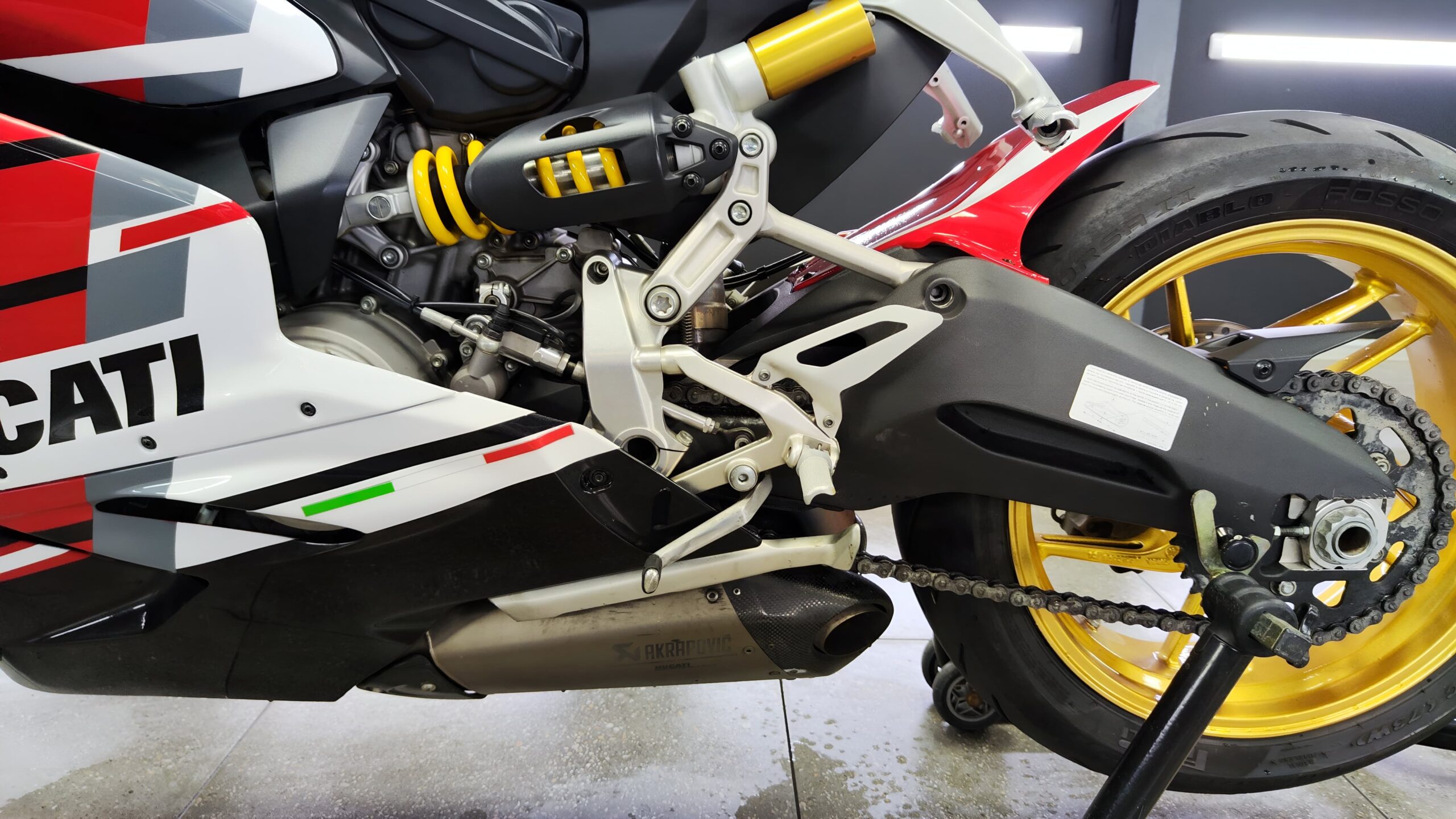 2017 Ducati 959 V2