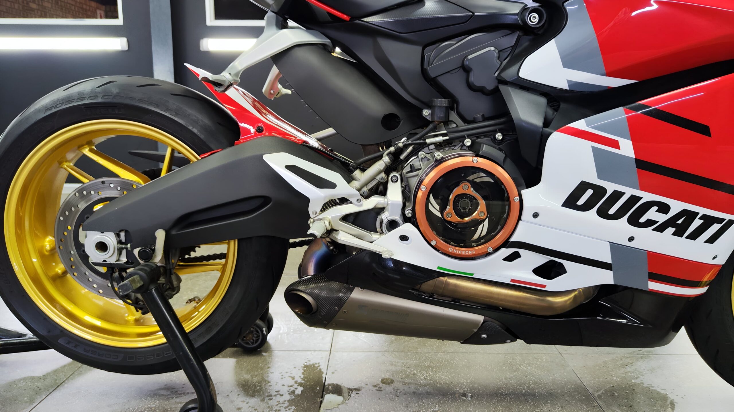 2017 Ducati 959 V2
