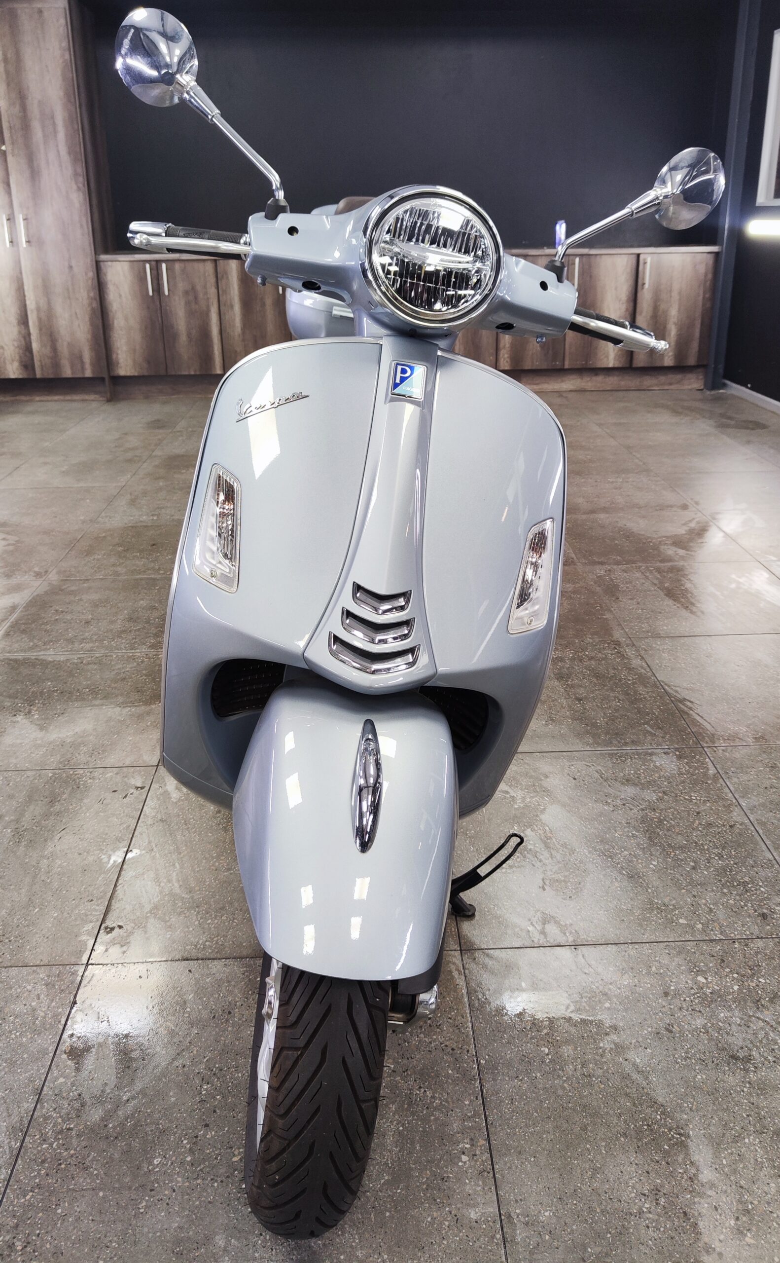 2022 Vespa 300 GTS HPE