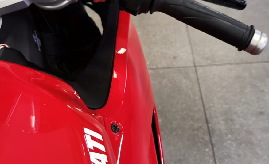 2022 Ducati Panigale V2