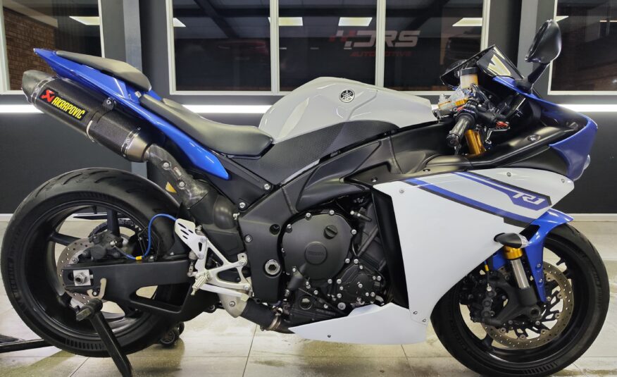 2013 Yamaha R1 Big Bang