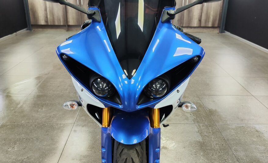 2013 Yamaha R1 Big Bang